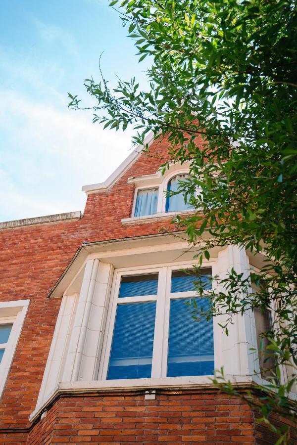 Villa Rowan Oostende Buitenkant foto