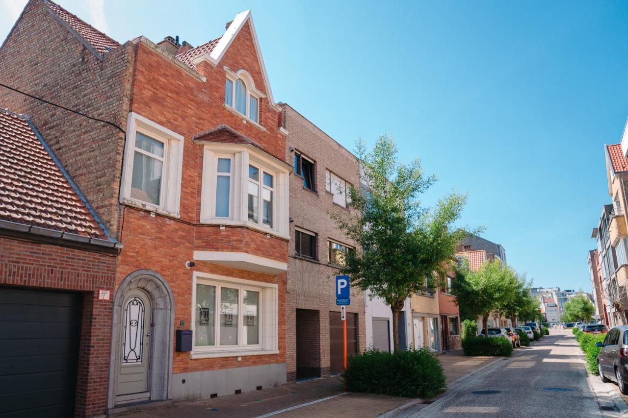 Villa Rowan Oostende Buitenkant foto
